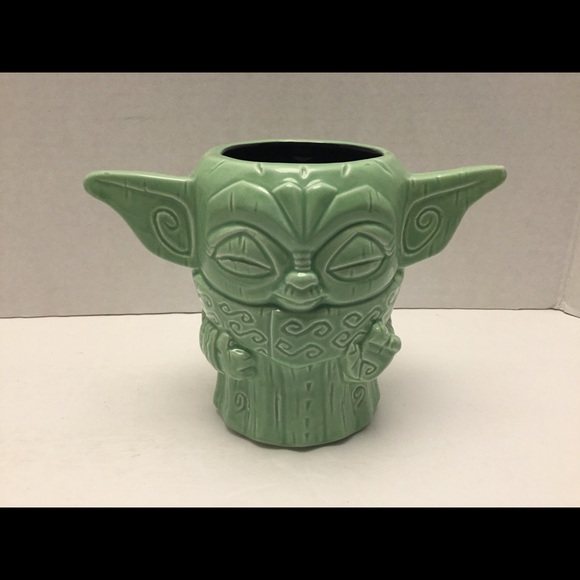 New geeki tiki the child mandalorian ceramic tiki mug - Picture 3 of 5